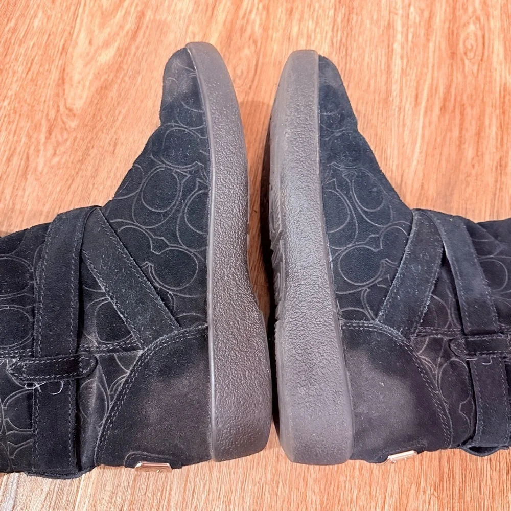 Coach Y2K Thelma Boots Women 5.5 Black Signature Embossed Suede Buckle Fur Lined